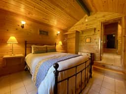 Trout Cabin At Laughing Moon Farm- Quiet Family Hideaway - Image 3